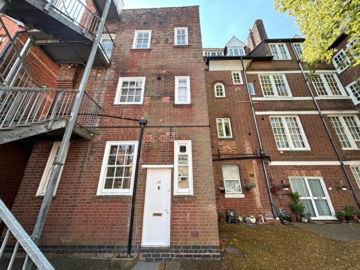 1 Bedroom Flat To Rent In Stoneygate Road, Stoneygate, Leicester, LE2
