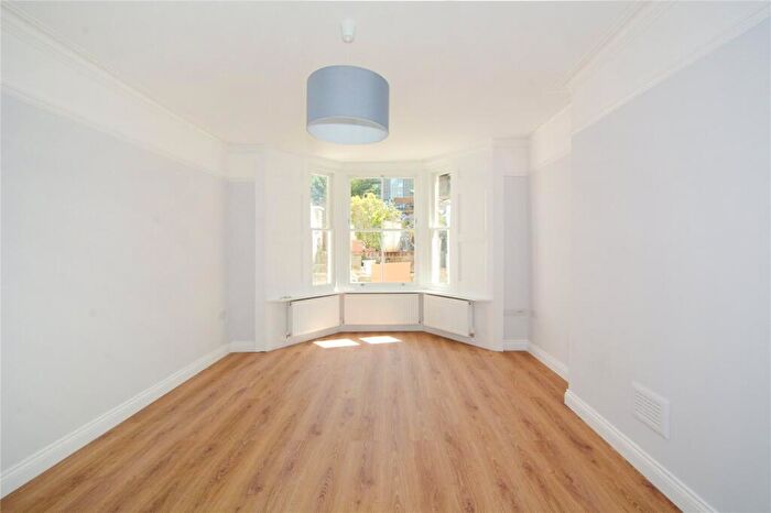 1 Bedroom Flat To Rent In Highbury Hill, Islington, N5