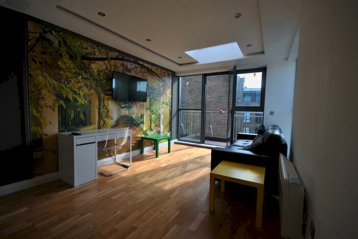 2 Bedroom Apartment To Rent In Falconars House (Flat ), Falconars Court, Newcastle Upon Tyne, Tyne & Wear, NE1