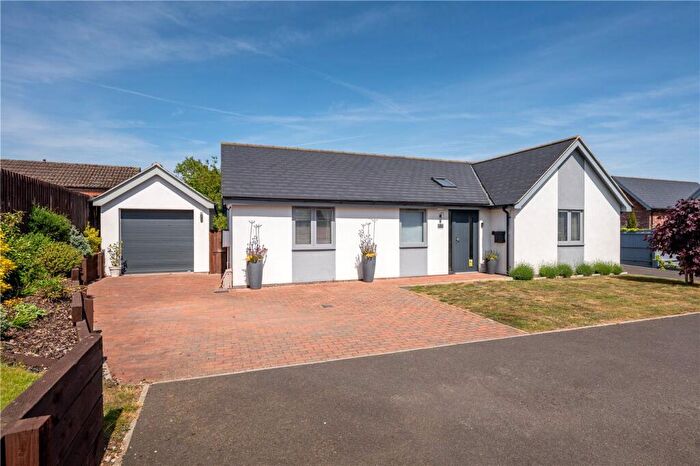 3 Bedroom Bungalow For Sale In Oclee Place, Old Grammar Lane, Bungay, Suffolk, NR35