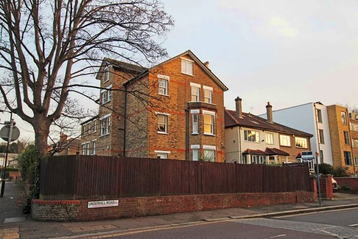1 Bedroom Flat To Rent In Underhill Road, London, SE22