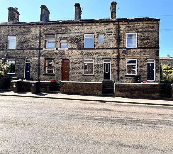 3 Bedroom Terraced House For Sale In Rochdale Road, Sowerby Bridge, HX6
