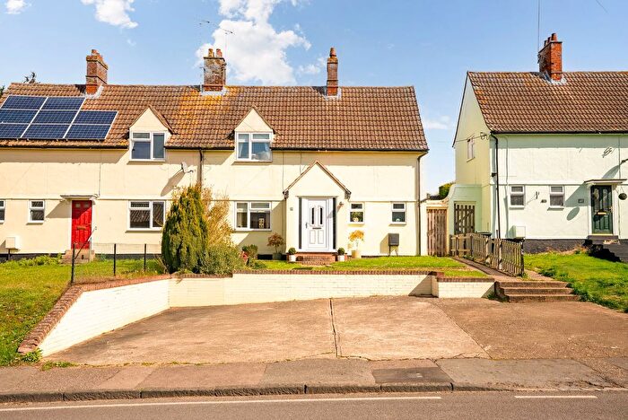3 Bedroom Semi-detached House For Sale In Linton Road, Hadstock, CB21