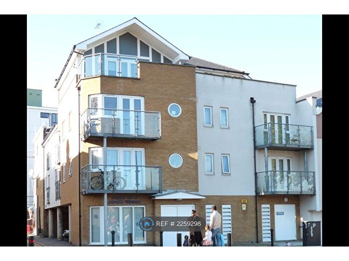 1 Bedroom Flat To Rent In South Street, Gravesend, DA12