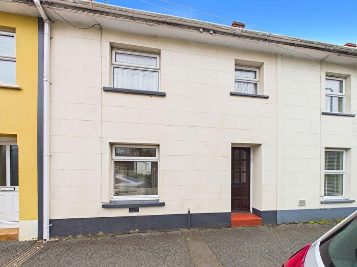 3 Bedroom Terraced House For Sale In Cambrian Place, Haverfordwest, SA61