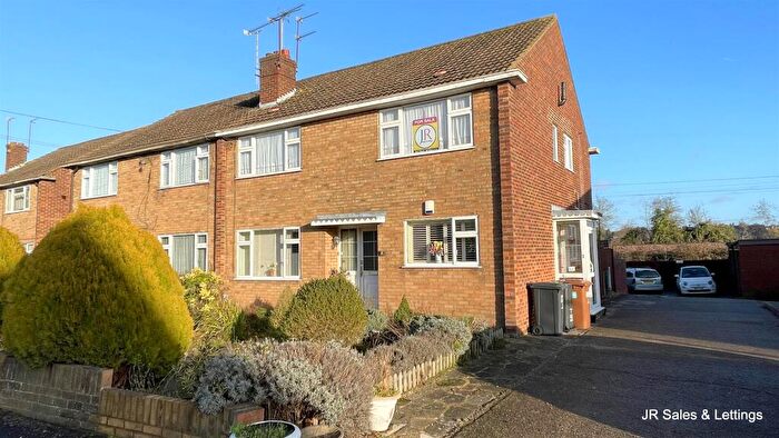 2 Bedroom Maisonette To Rent In Tolmers Road, Cuffley, EN6