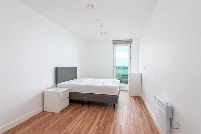 2 Bedroom Flat To Rent In Chatham Waters, North House, Gillingham Gate Road, Gillingham, ME4