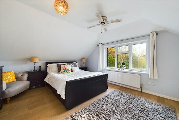 5 Bedroom Detached House For Sale In Reading Road, Winnersh, Wokingham, Berkshire, RG41