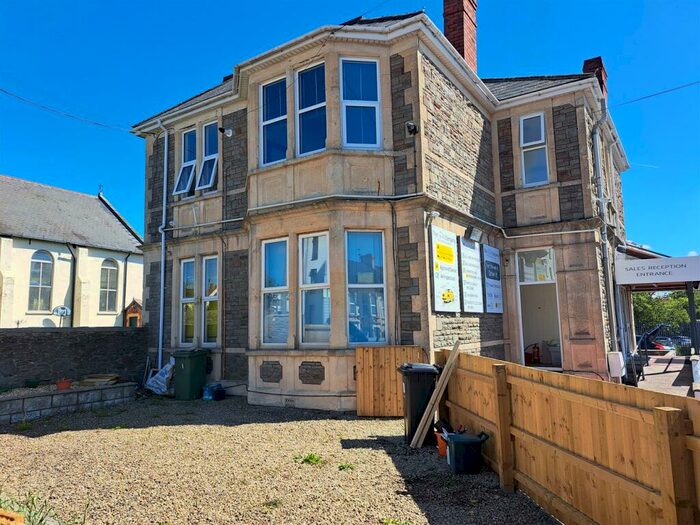 2 Bedroom Apartment To Rent In Hanham Road, Kingswood, BS15