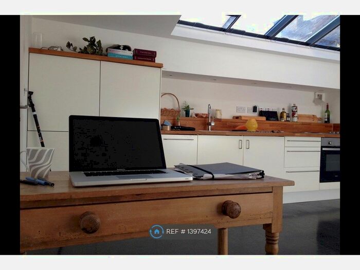 1 Bedroom Detached House To Rent In Wilton Way, London, E8