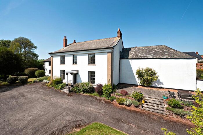 5 Bedroom House For Sale In Back Lane, Sandford, Crediton, EX17