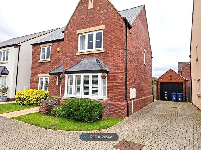 5 Bedroom Detached House To Rent In Miller Close, Upper Heyford, Bicester, OX25