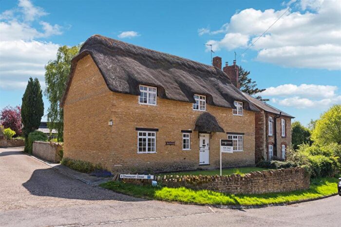 4 Bedroom Detached House For Sale In Common Street, Ravenstone, MK46