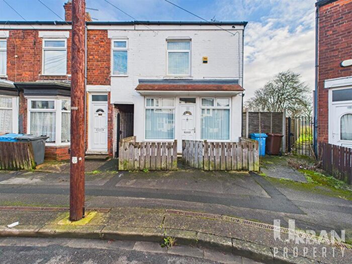 3 Bedroom House For Sale In Berkshire Street, Hull, HU8