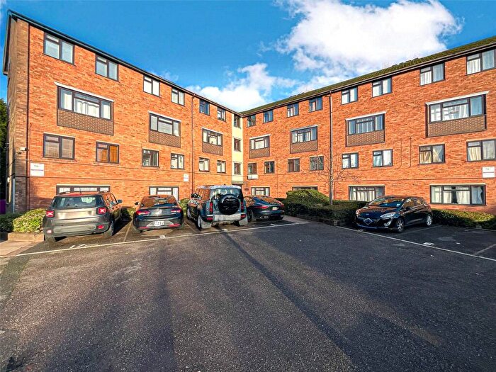 2 Bedroom Apartment To Rent In Moor Lane, Tamworth, Staffordshire, B77