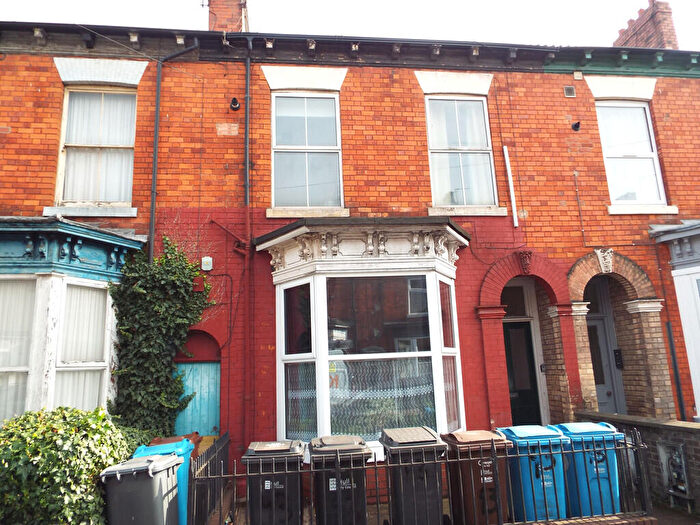 1 Bedroom Apartment To Rent In Flat, Louis Street, HU3