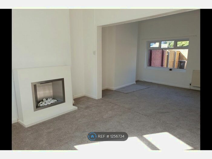 3 Bedroom End Of Terrace House To Rent In Saner Street, Hull HU3