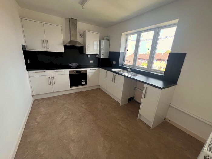 1 Bedroom Flat To Rent In Northumbria Drive, Bristol, BS9