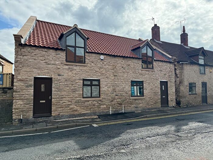 2 Bedroom Cottage To Rent In Church Street, Warsop, NG20