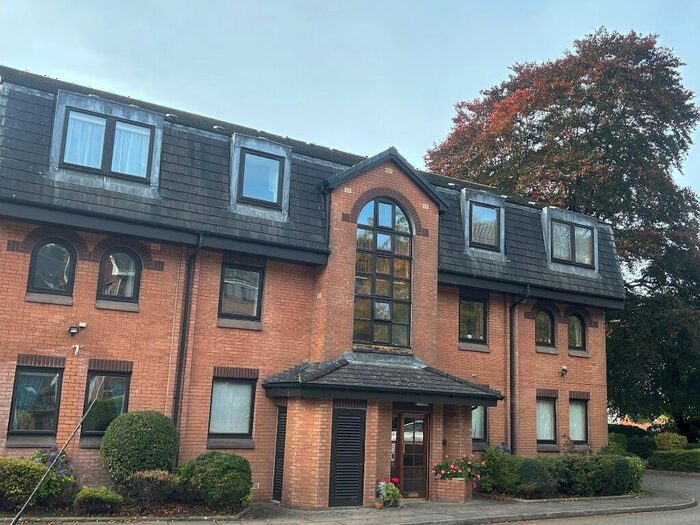 2 Bedroom Flat To Rent In Monument Court, Causewayhead, Stirling, FK9