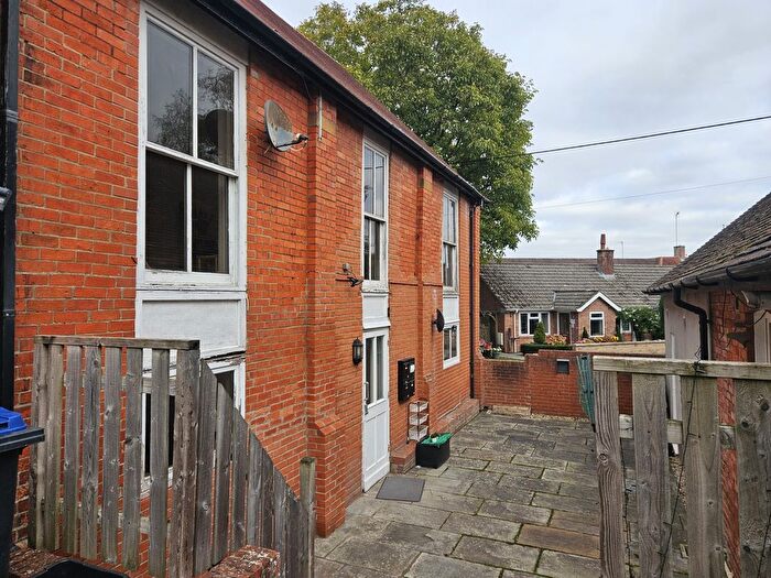 1 Bedroom Flat To Rent In Castle Hill Lane, Mere, Warminster, Wiltshire, BA12