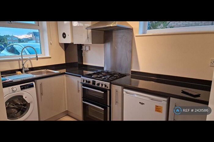 2 Bedroom Semi Detached House To Rent In Abbots Close, Cambridge, CB4