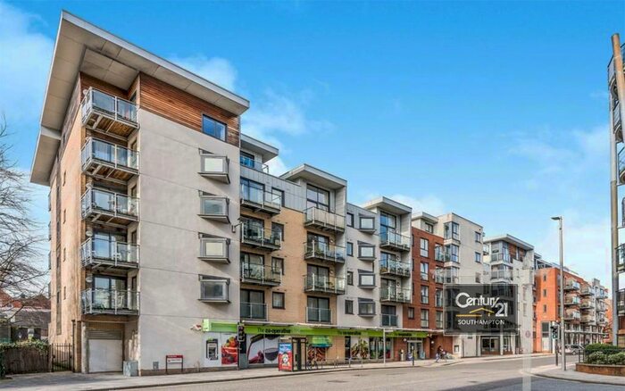 2 Bedroom Flat For Sale In |Ref: |, Castle Place, High Street, Southampton, SO14