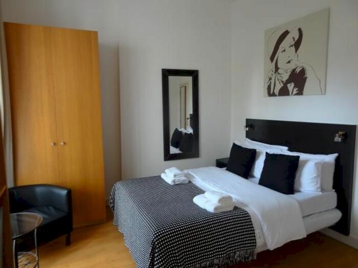 Studio To Rent In Cartwright Gardens, Bloomsbury, London, WC1H