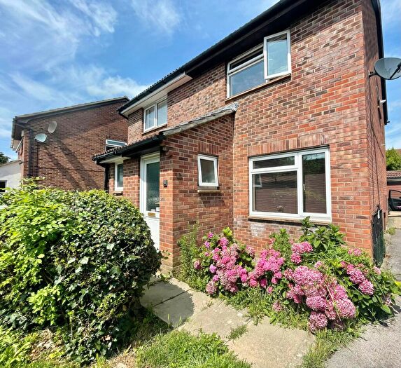 2 Bedroom House To Rent In Newbroke Road, Gosport, PO13