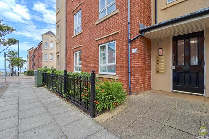 2 Bedroom Flat For Sale In Sea Winnings Way, South Shields, Tyne And Wear, NE33
