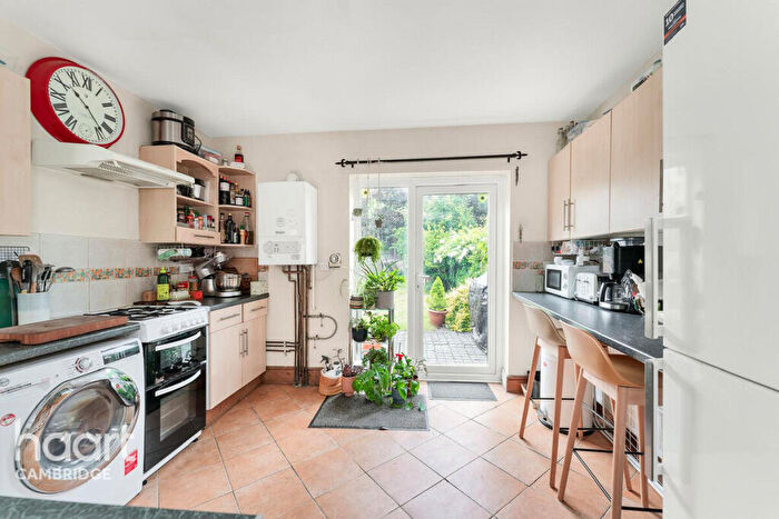 2 Bedroom Terraced House To Rent In Stone Terrace, Cambridge, CB1
