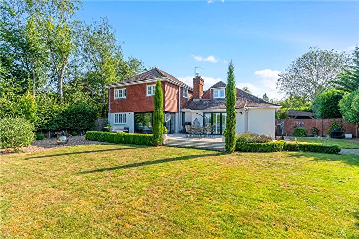 4 Bedroom Detached House To Rent In Fern Lane, Marlow, Buckinghamshire, SL7