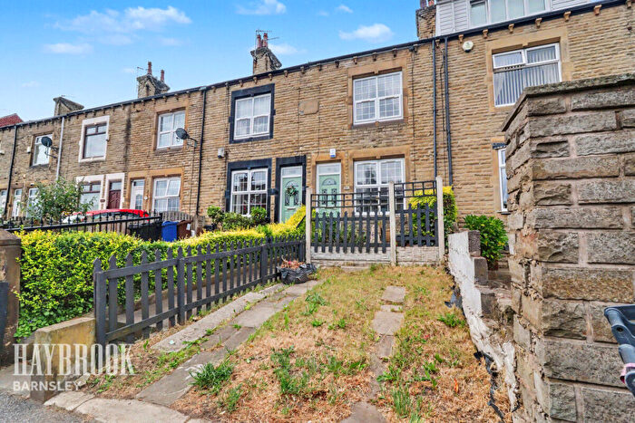 4 Bedroom Terraced House For Sale In Upper Sheffield Road, Barnsley, S70