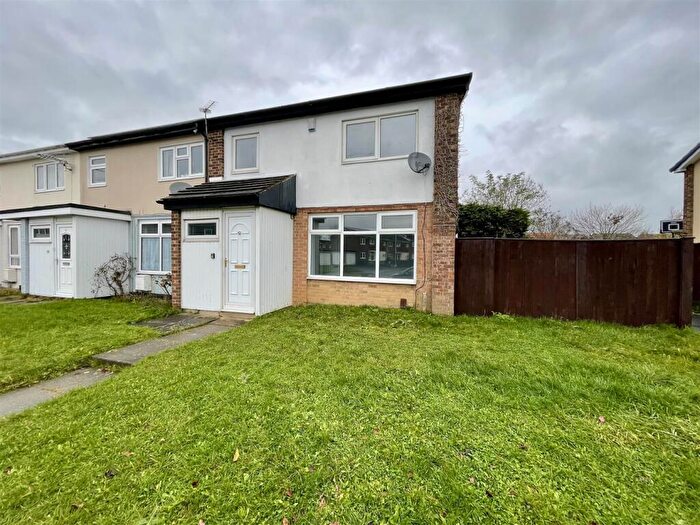 3 Bedroom Terraced House For Sale In Jedburgh Drive, Darlington, DL3