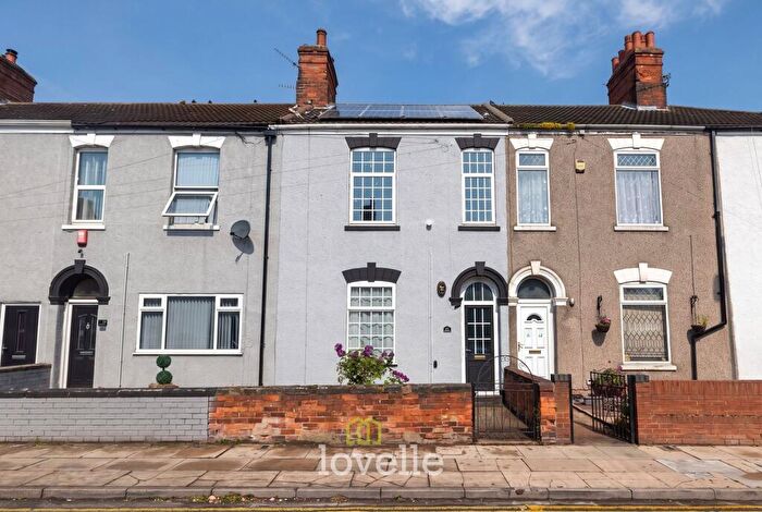 4 Bedroom Terraced House For Sale In Earl Street, Grimsby, DN31