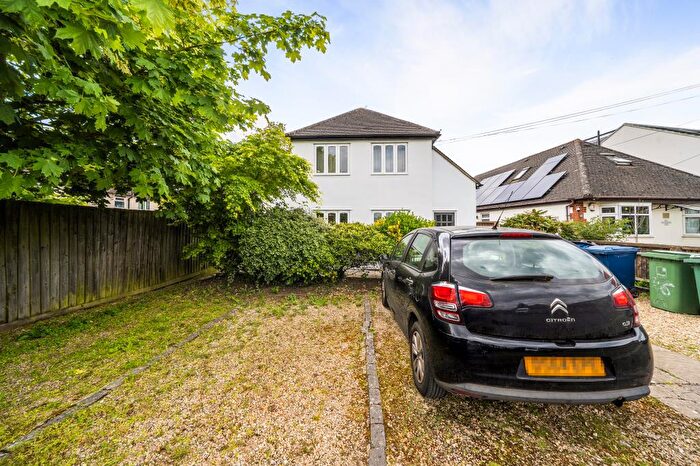 2 Bedroom Flat For Sale In Van Diemans Lane, East Oxford, OX4