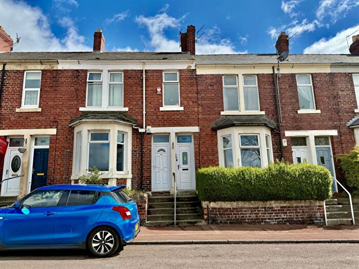 2 Bedroom Flat To Rent In Brighton Road, Gateshead, NE8