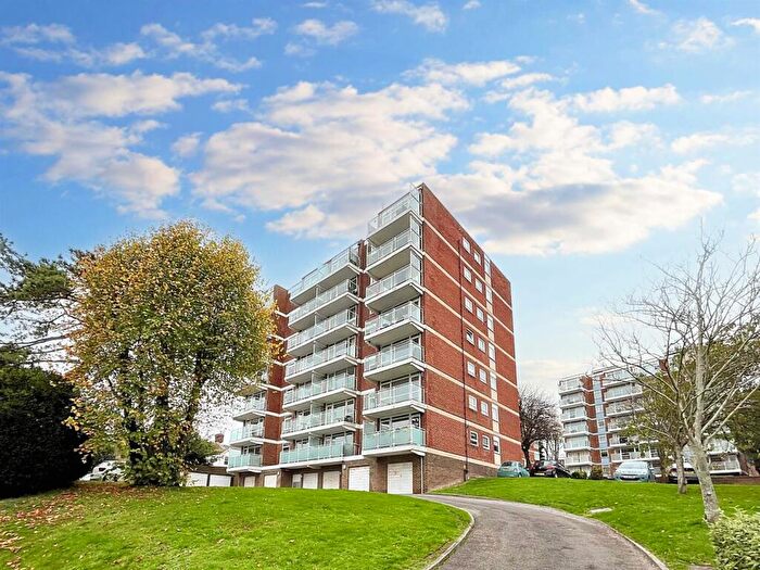 2 Bedroom Flat For Sale In Upperton Road, Eastbourne, BN21