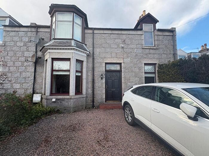 1 Bedroom Flat To Rent In Holburn Place, Holburn, Aberdeen, AB10