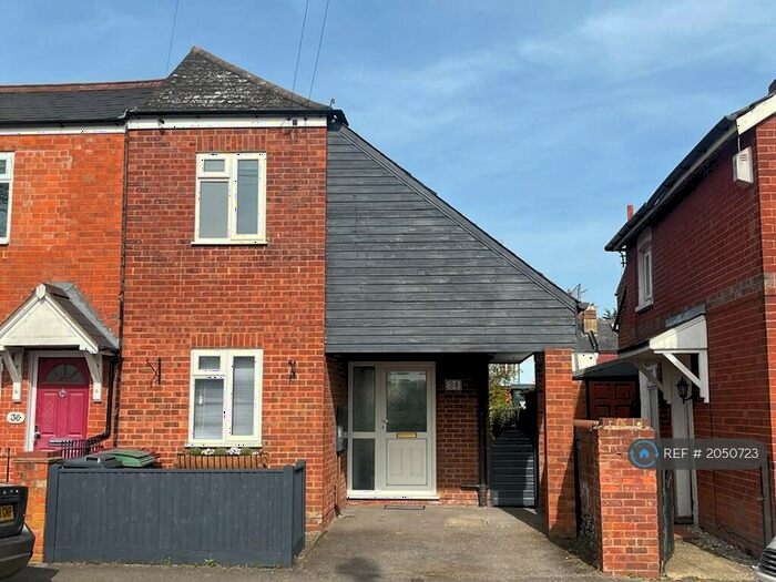 3 Bedroom Terraced House To Rent In Kidmore End Road, Emmer Green, Reading, RG4