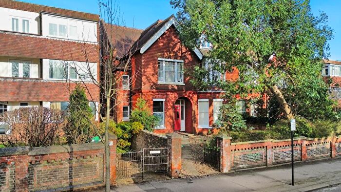 Studio For Sale In Dyke Road, Brighton, BN1