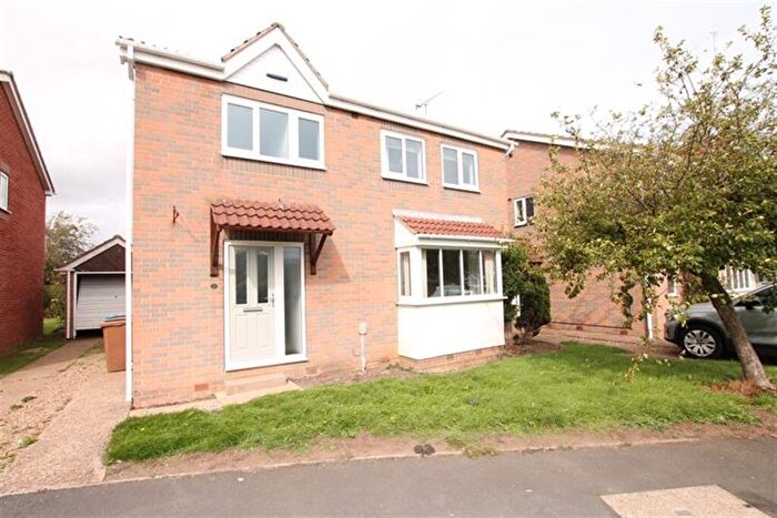 4 Bedroom Detached House To Rent In Newton Drive, HU17