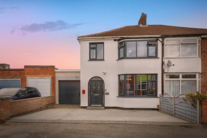 3 Bedroom House For Sale In Orchard Road, Birstall, Leicester, Leicestershire, LE4