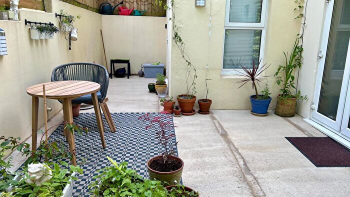 1 Bedroom Apartment To Rent In Surrey Road, Bournemouth, BH4