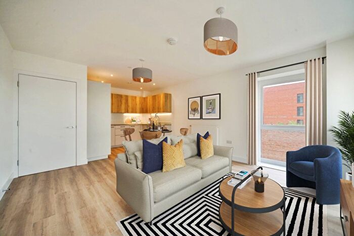2 Bedroom Flat For Sale In Catkin Road, London, NW9