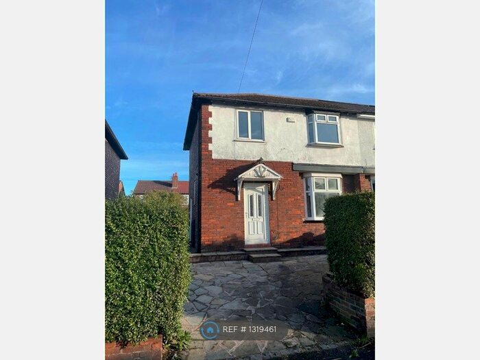 3 Bedroom Semi-Detached House To Rent In Forbes Road, Stockport SK1