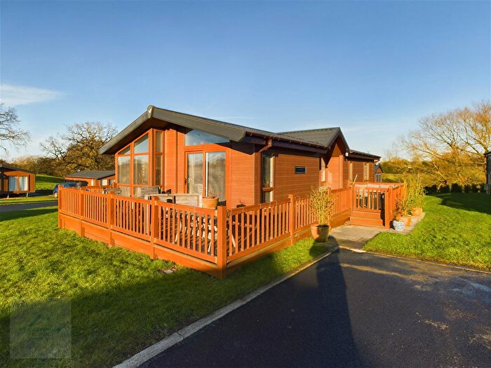 2 Bedroom Property For Sale In Luxury Lodge, Royal Vale, London Road, Allostock, Knutsford, WA16