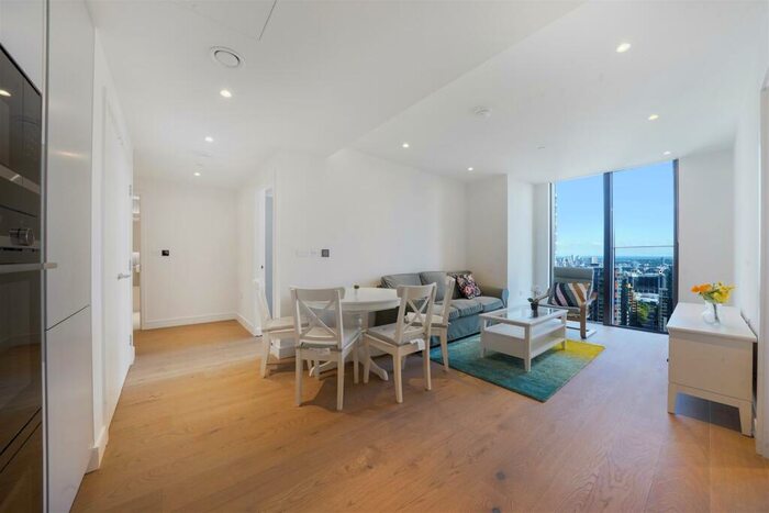 2 Bedroom Apartment To Rent In Harcourt Tower, Sqp, Marsh Wall, London, E14