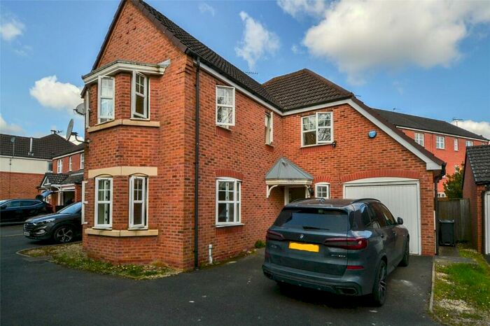 4 Bedroom Detached House To Rent In Sedgebourne Way, Northfield, Birmingham, B31