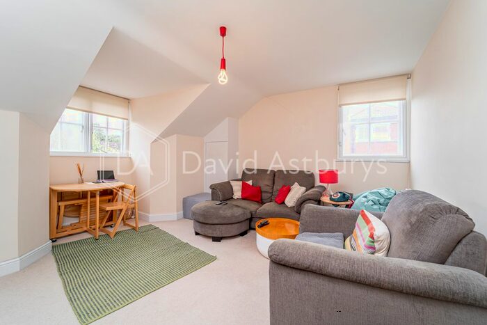 2 Bedroom Flat To Rent In Crouch Hall Road, Crouch End, London, N8